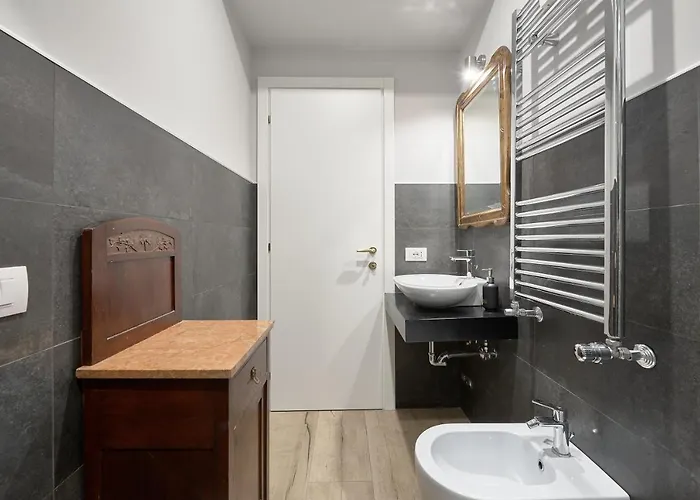Interno 9 A San Pietro * רומא