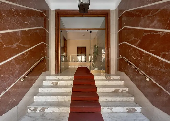 Interno 9 A San Pietro רומא