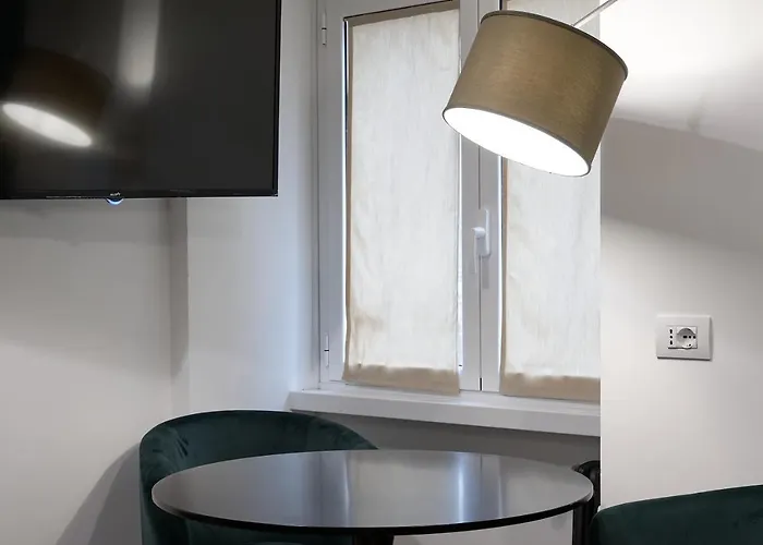 Interno 9 A San Pietro דירה