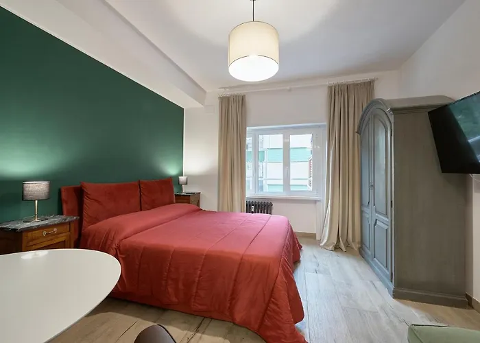 Interno 9 A San Pietro *